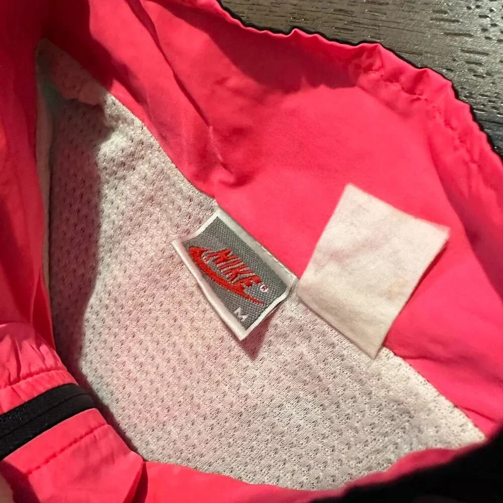 VINTAGE 90s NIKE Windbreaker Vest Black Pink Neon - Medium - Picture 6 of 6